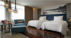 Tour Hạ Long 2 Ngày 1 Đêm trên Du Thuyền 5 Sao & Khách Sạn Paradise Suites